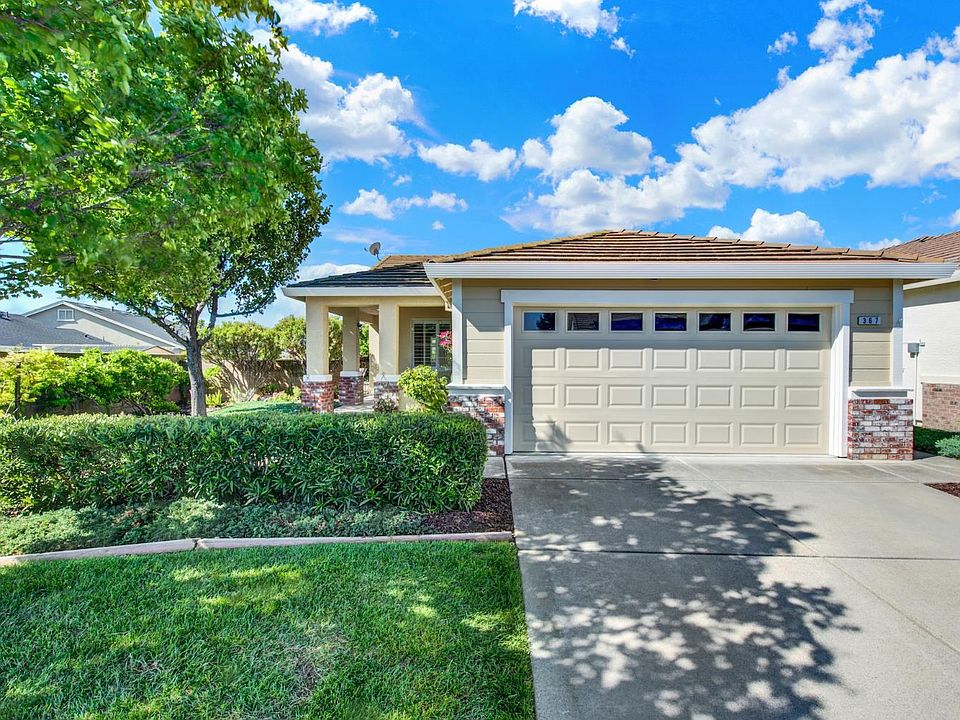 1st image of 367 Bartlett Lane