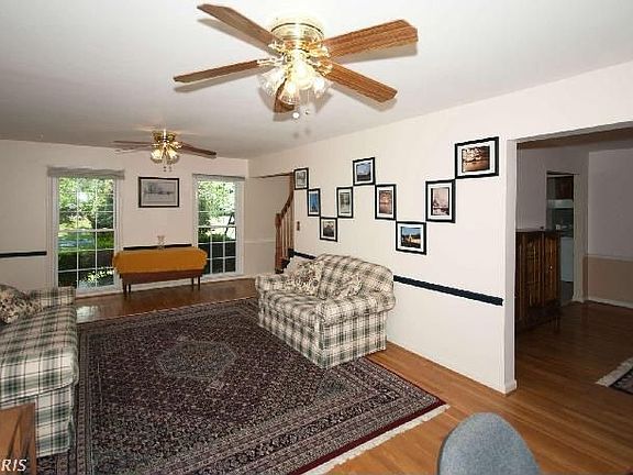 4th image of 17608 Mill Creek Dr