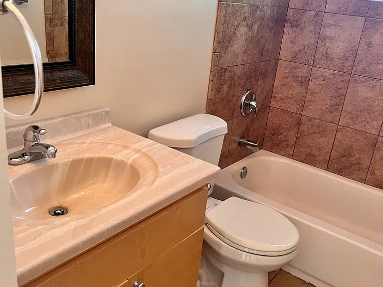 2656 Mangrove St — Photo 10