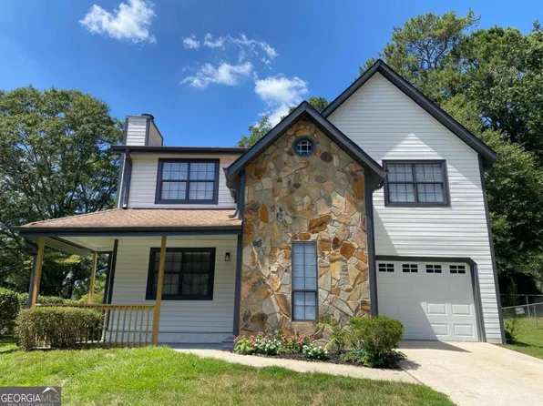 2878 Old South Dr, Jonesboro, GA 30236