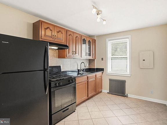 2nd image of 3116 Leighton Ave