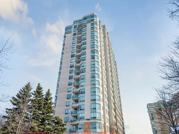 125 Omni Dr #1136, Toronto, ON M1P 5A9
