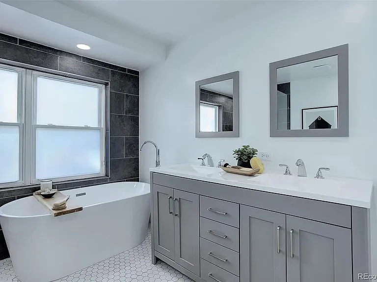 3340 S Fairfax St — Photo 14