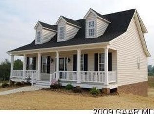 9 Fossil Dr, Stuarts Draft, VA 24477