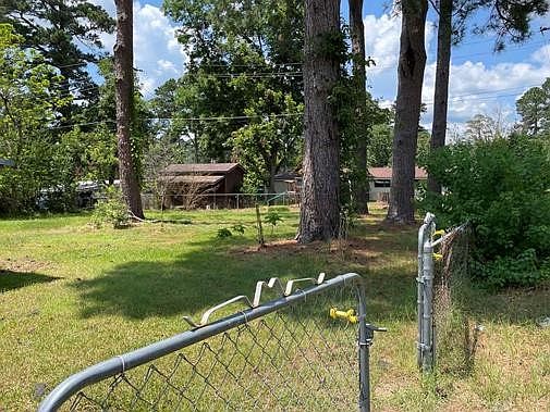 5th image of 2779 Jackson Dr