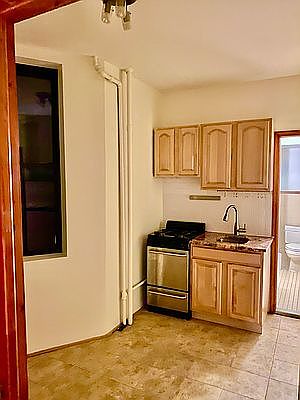 2nd image of 64 Saint Marks Pl APT 15