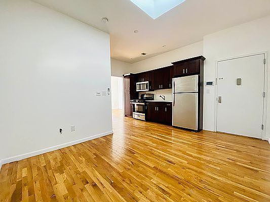1st image of 205-07 Jamaica Ave #2