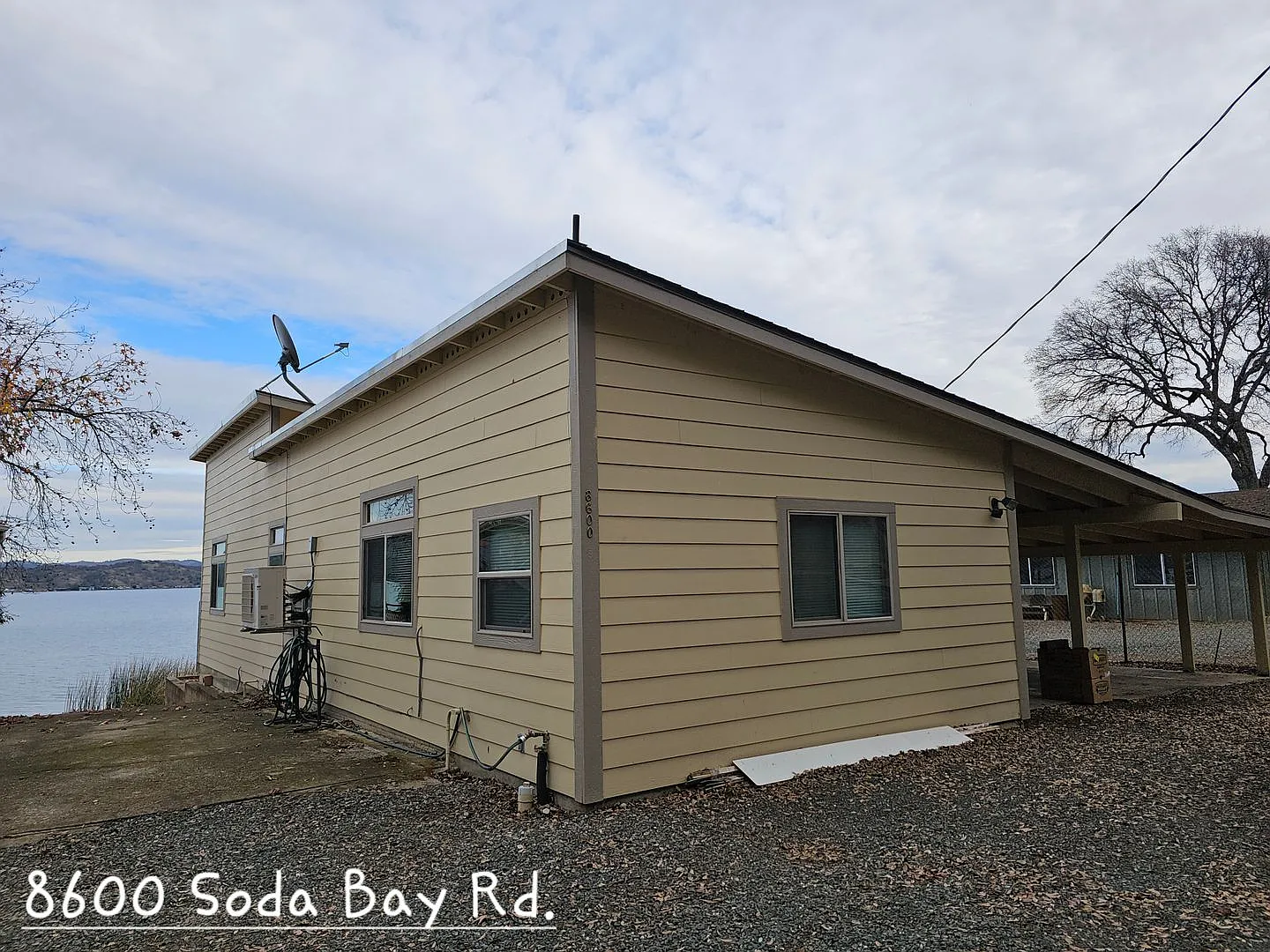 2 bed, 1.0 bath, $1,700 — Photo 1