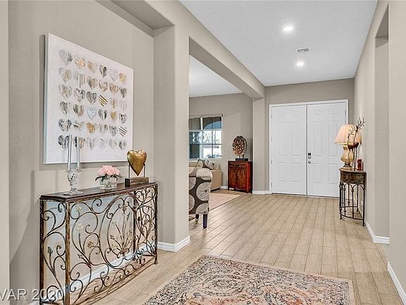 3rd image of 9965 Cambridge Brook Ave