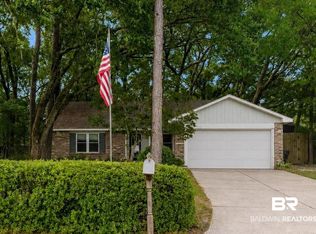 105 Plaza Cir, Daphne, AL 36526