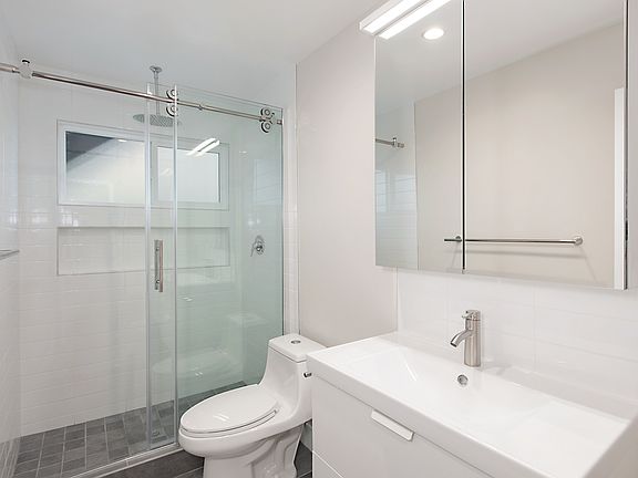 3rd image of 3644 Indiana St #1