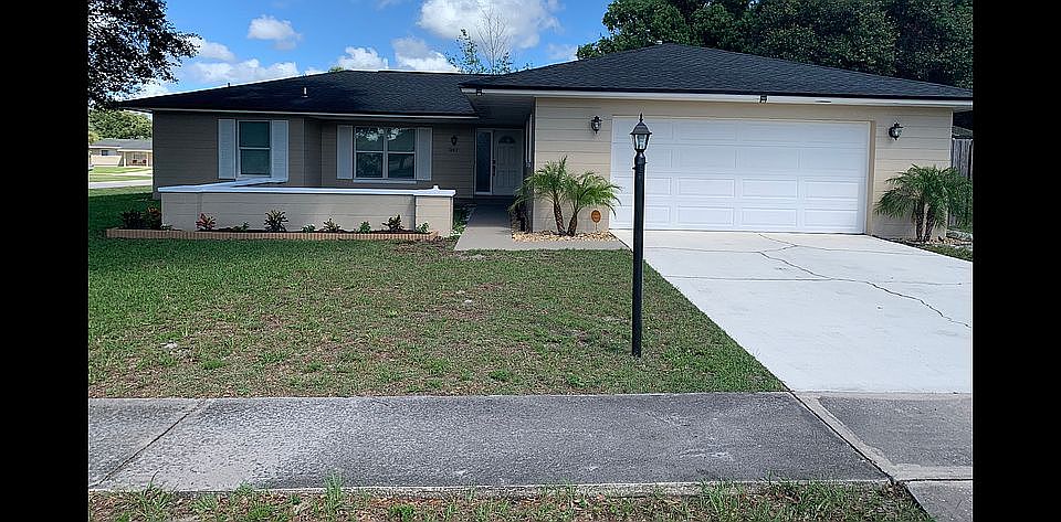 1st image of 2402 Duval Ave