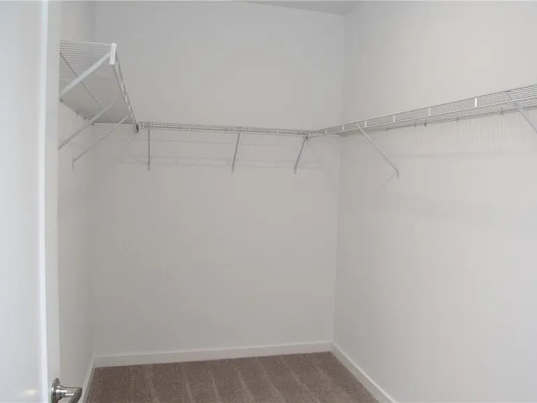 525 Parkway Dr #518 — Photo 20