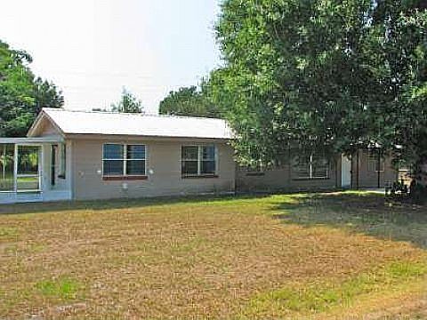 1st image of 1807 NE Trisha Dr