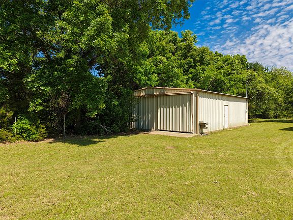 5th image of 8112 Lipan Hwy