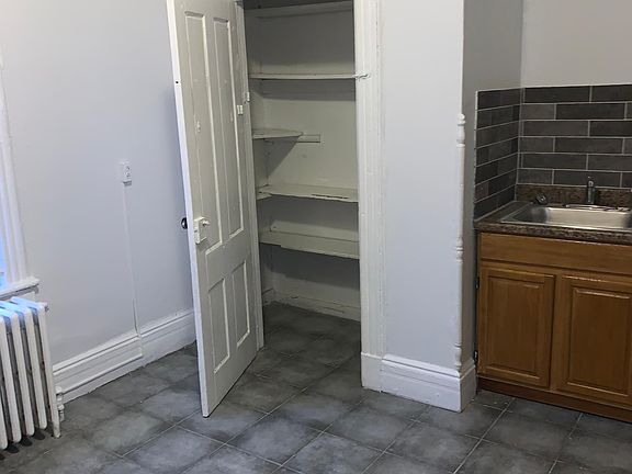 4th image of 214 S 10th Ave APT 2