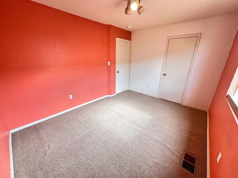 7419 Desert Eagle Rd NE — Photo 25