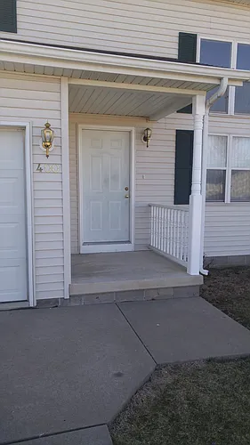 400 S Clover Ln Photo 1
