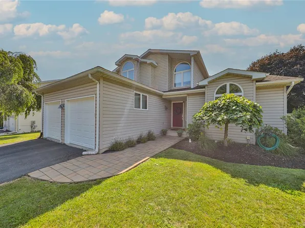 1317 Melanie Ln, Easton, PA 18045