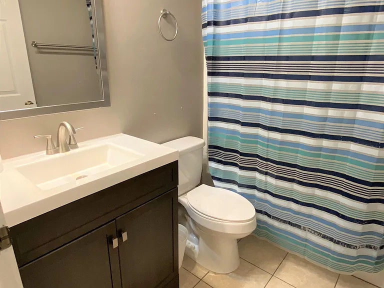 upstairs full bath