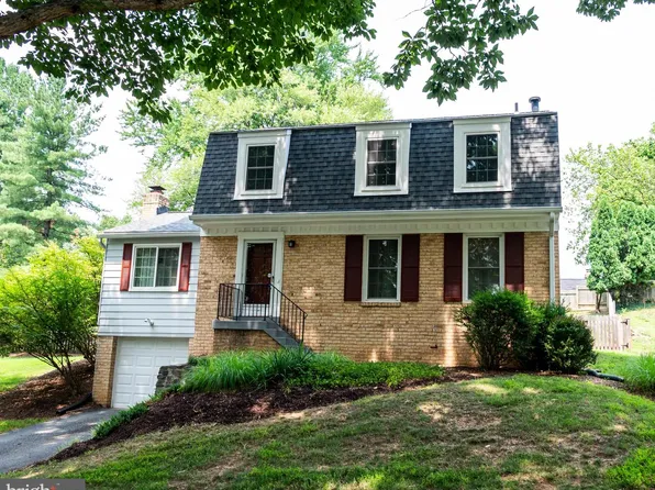 15 Grovepoint Ct, Rockville, MD 20854