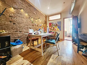 Rented by RELEASE NY