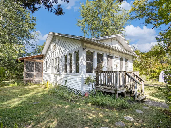 7241 A St, South Haven, MI 49090