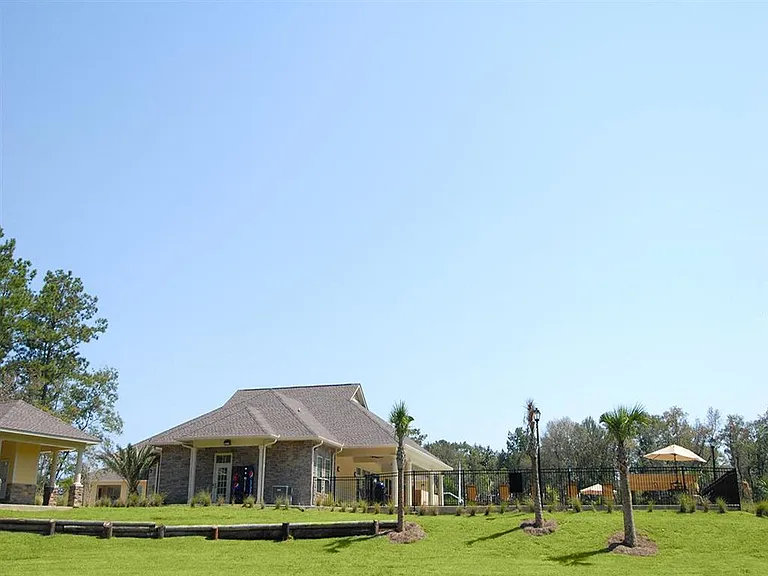 Abita View Apartments — Photo 36