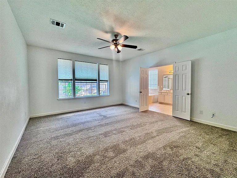2123 Hollow Reef Cir — Photo 15