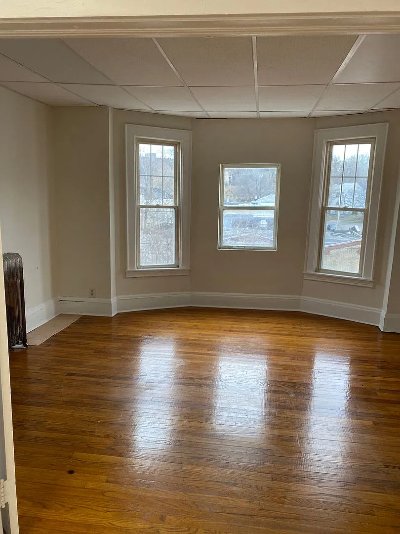 448 Hawley Avenue — Photo 4