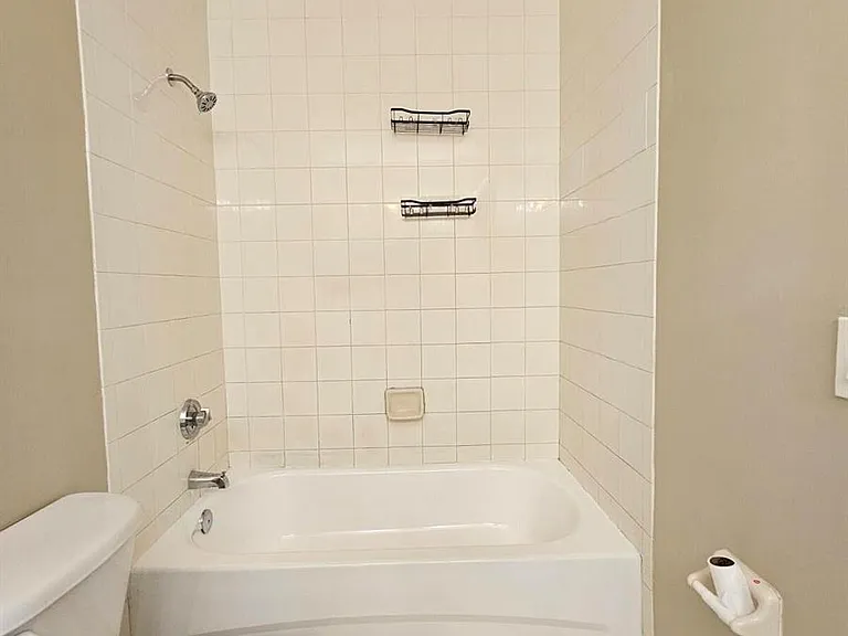 1063 Golden Lakes Blvd #322 — Photo 13