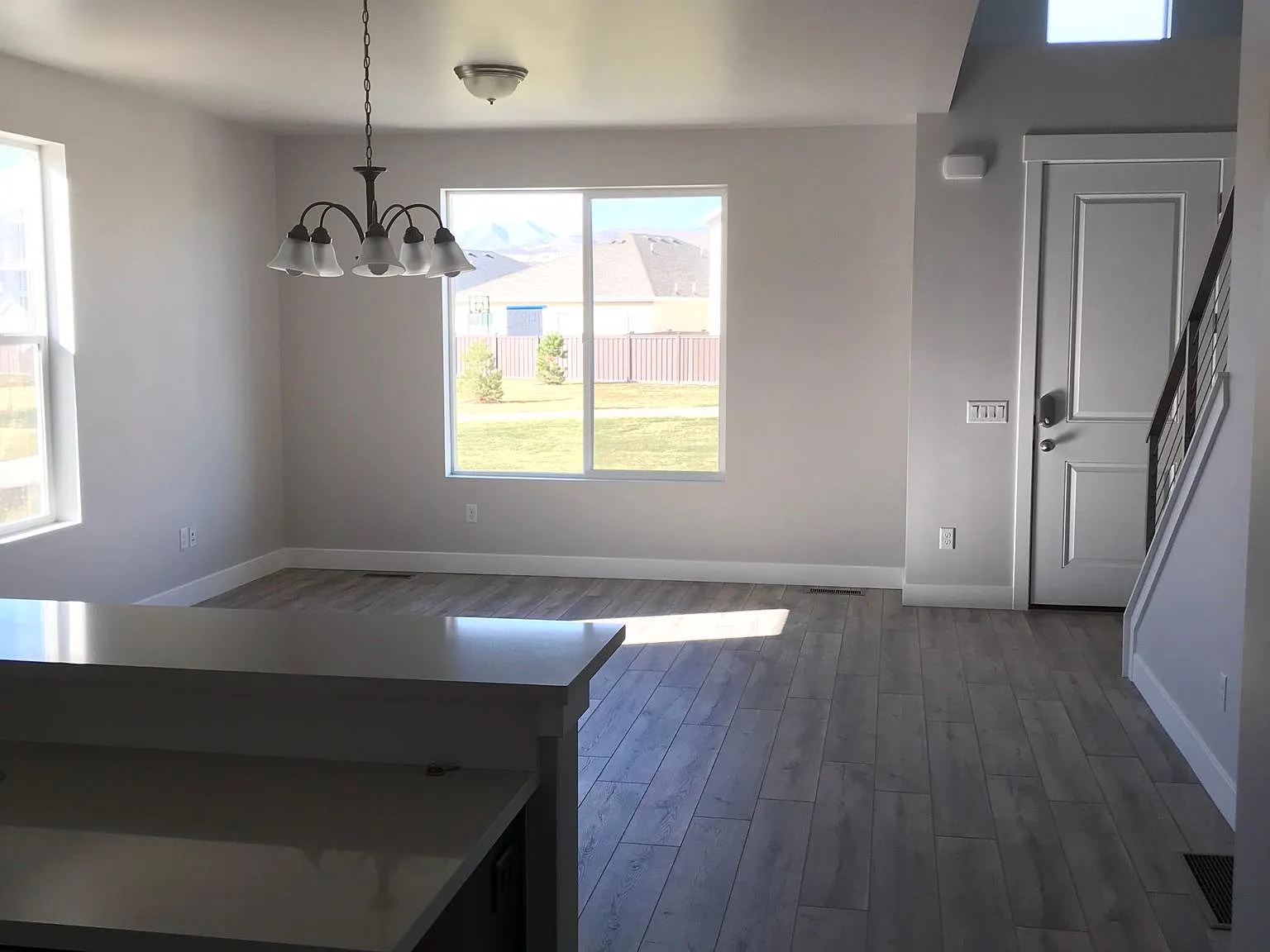 3 bed, 2.5 bath, 2178 sqft, $2,300 — Photo 4