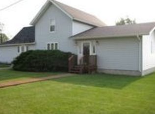 1776 320th St, Webster City, IA 50595