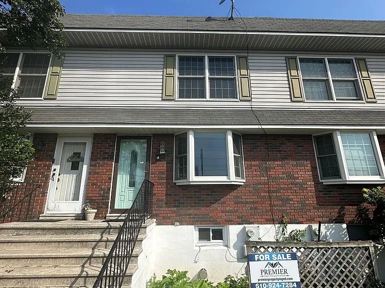 377 E Madison Ave — Photo 14