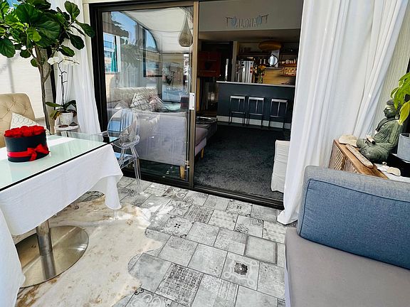 Dining/sun room