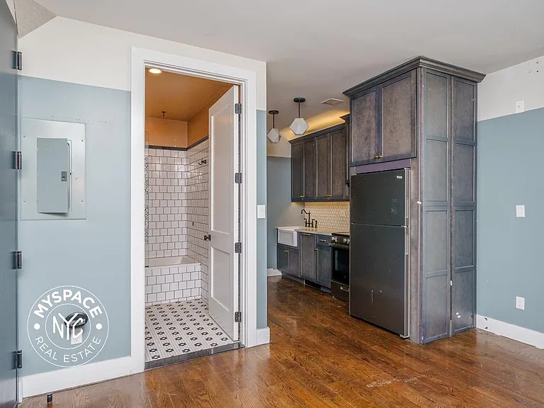 187 Kent Ave #801 — Photo 2