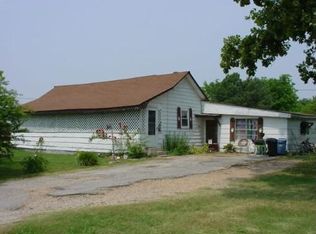 922 S Greenville St, Rector, AR 72461