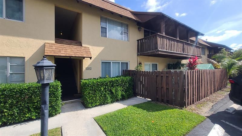 1st image of 312 Southwind Dr APT 101