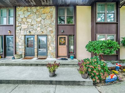 11 Poplar Court #B20, Selden, NY, 11784
