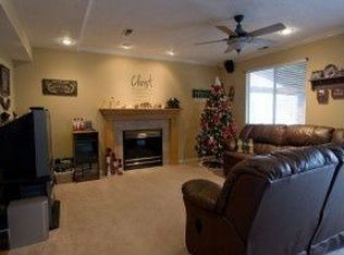 1411 N Pony Express Way, Centerville, UT 84014