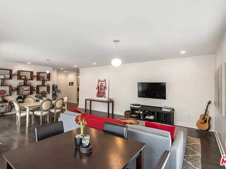 817 N Alfred St #201 — Photo 6