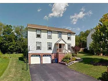 309 Holly Ridge Dr photo 1