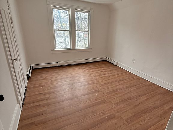 3rd image of 64 Irion St Floor 3