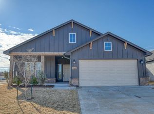 1514 Flint Hills St, Norman, OK 73069