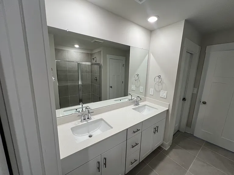 920 Burghley Cir — Photo 12