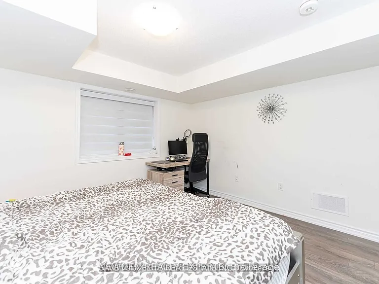 250 Lagerfeld Dr #8 — Photo 12