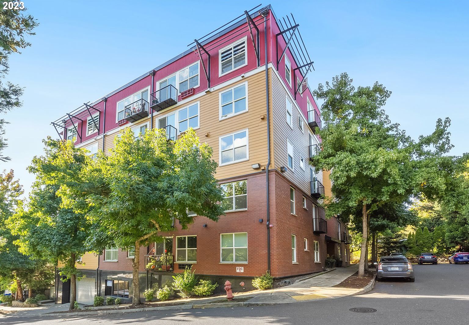 8712 N Decatur St UNIT 201, Portland, OR 97203 | Zillow