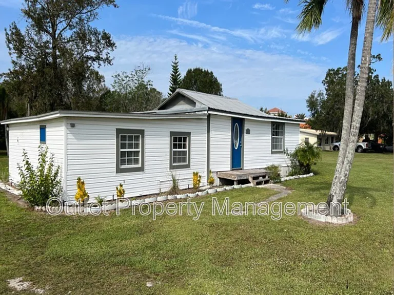 34 S Dean Rd — Photo 2
