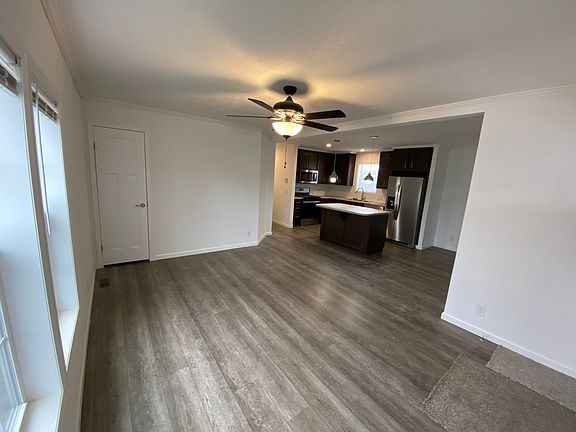 2nd image of 425 Brookdale Dr #23
