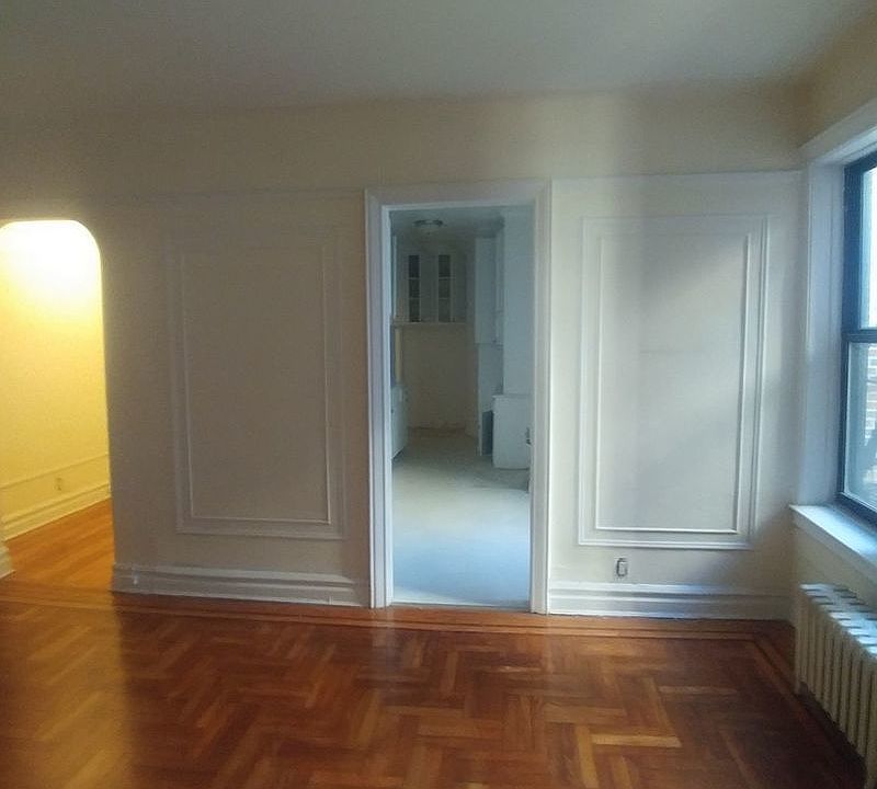 1st image of 8301 Bay Pkwy APT 406